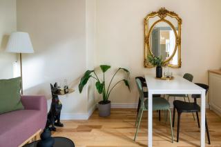 Discover Krakow Apartments - 8 Rakowicka St - Stylish Balcony Apartment with Netflix - 6