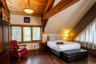 Timberloft by Revelstoke Vacations - 2