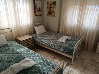 Grandmas Cottage - 1