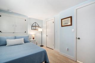 Plum Island Beach Apartments - 40min to Salem, Firepit - 7