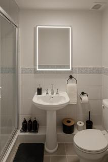 Manchester 4BR Family & Contractor Friendly Stay - Manchester - 7