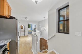 designer abode condo min to Manhattan in jersey city - 7