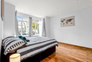 Lovely 2BR Home W Private Patio and fast WiFi - 0