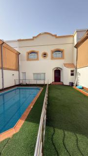 فيلا السعادة بيتش درة العروس رملي وخاص - 1