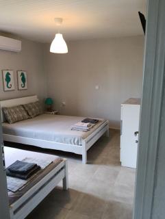 Elizabeth's apartment2 - 4