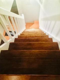 Spacious & Cozy 2 bedrooms Townhouse in gated community, excellent location in KGN8 - 8