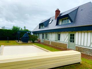 Beautiful Normandy Longere, billiards, heated pool - 4