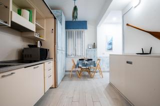 IM INTERNATIONAL 1 - Galleria Raggio 3/9 - 6