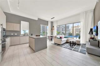 Oceanfront Escape with Resort-Style Amenities - 4