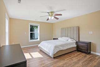 Entertaining 5 Bedrooms Luxury DC Vibe - 6