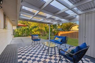 Shorewood Retreat -10 mins to Seattle-private yard - 5