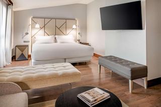 NH Collection León Plaza Mayor - 1