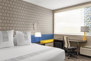 GLō Best Western Dawley Farms In Sioux Falls - 1
