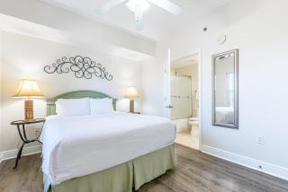 Ariel Dunes I 503 - 7