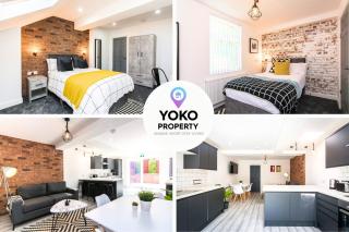 Spacious 5 Bedroom 5 Bathroom House - Central Location - Free Parking, Garden, Fast Wifi and Smarty TV by Yoko Property - 0