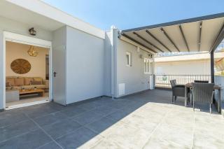 Highly aesthetic apartment in Glyfada - 9