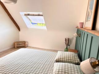 Renovated house near beaches - 1