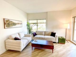 Lakeview Retreat in West Kelowna - 9