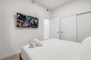 Resort & Beach - The Ideal Condo at 72 Park - 2