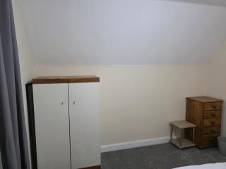 Stay Near Colchester twn centre4 - 1