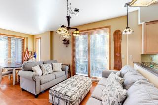 Mammoth Green 116 - 7