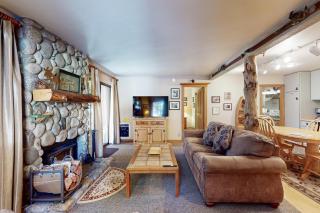 Hidden Valley 39 E - 6