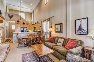 Mammoth Green 219 - 5