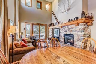 Mammoth Green 219 - 4