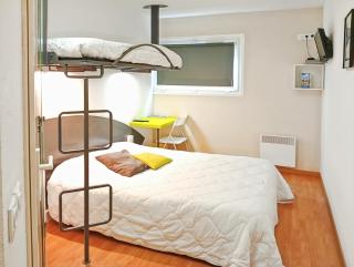 Good Night Hotel - 9