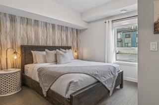 Rockies Escape for Groups with Hot tub and Pool - 8