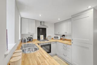 Coria House - North East Escape - 2