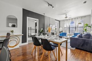 Great for kids Sleeps 10 Lux 2B The Star Toyota - 1