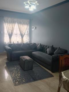 Crompton Gardens 786 - 5