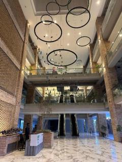 Luxury 2-Bedroom Apartment with Balcony Skypark One Gulberg Greens Islamabad - 6