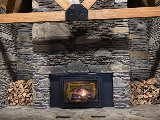 Cute Resort Studio Apt with Pool, hot tub at Loon - 9