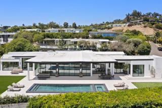 Ultra Luxurious 5BR Villa W. Pool, Jacuzzi, Views - 0