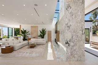 Ultra Luxurious 5BR Villa W. Pool, Jacuzzi, Views - 1