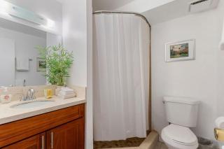 Skyline Island Stay - Two Adjoining Studios - 2