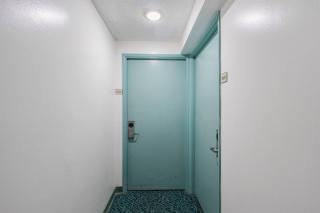 Skyline Island Stay - Two Adjoining Studios - 1