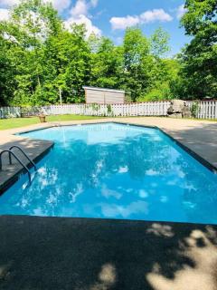 Modern Mountain Retreat Room at Loon with Pool Access - 7