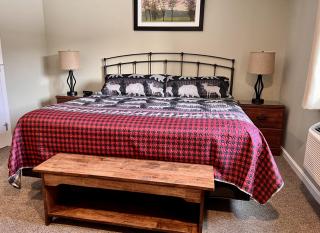 Modern Mountain Retreat Room at Loon with Pool Access - 5