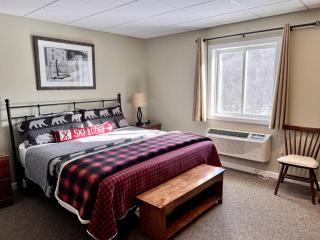 King Room with Loon Mountain & River Views, Indoor Pool - 0