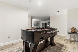 Family-Friendly 3BR Getaway Saltwater pool - 7