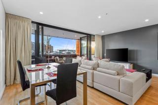 QV Stays Elegant Waterfront Haven 1 Bed - 8