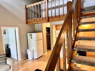 2 Bedroom Apt with Loft and Amazing Amenities - 2