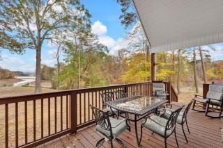 Whiskey Cove Lakefront 2 Fireplaces 2 FirePits - 3