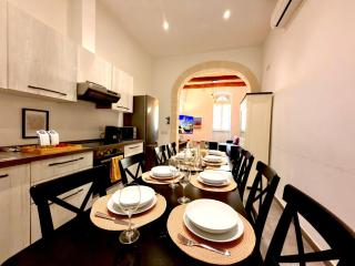 Sliema Unique 4 Bedroom Townhouse Off The Beach - 4