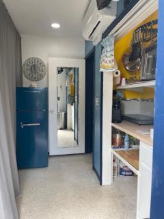 Tropical Classic Retro Florida, Private 2 bedroom Suite with Best Location - 1