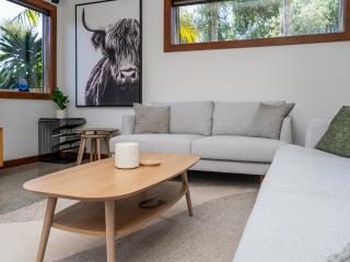 Summer Palms - Tairua Holiday Home - 6