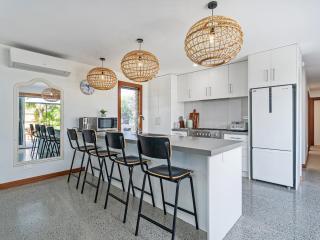 Summer Palms - Tairua Holiday Home - Tairua - 1